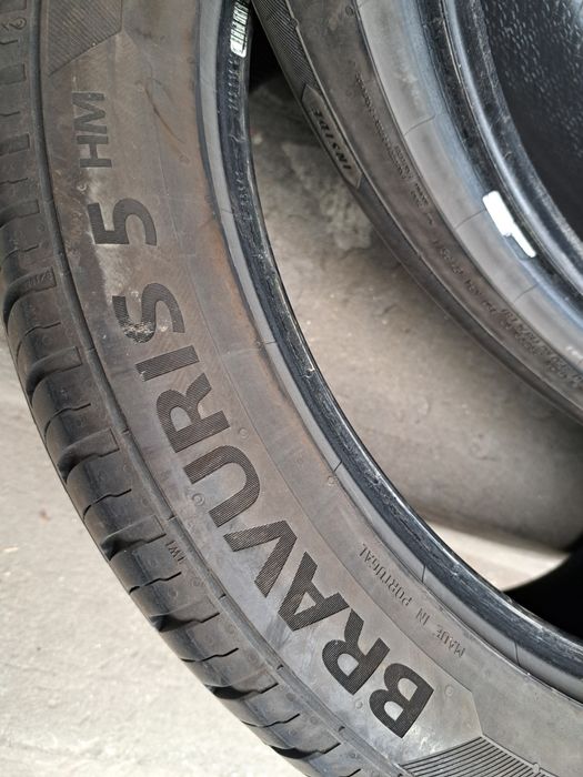 2 anvelope 245/45 R19 Barum