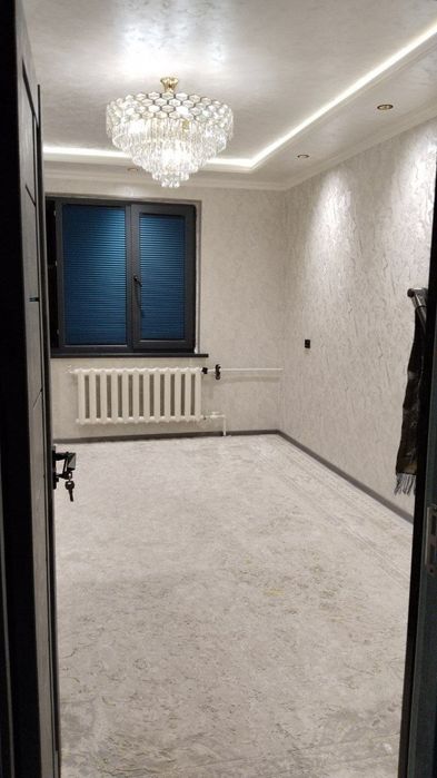 Birinchi kurs qiz 4 qizga kvartira bor