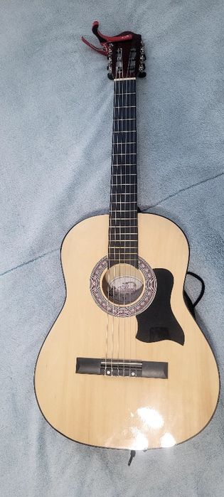 гитара новая с коробкой