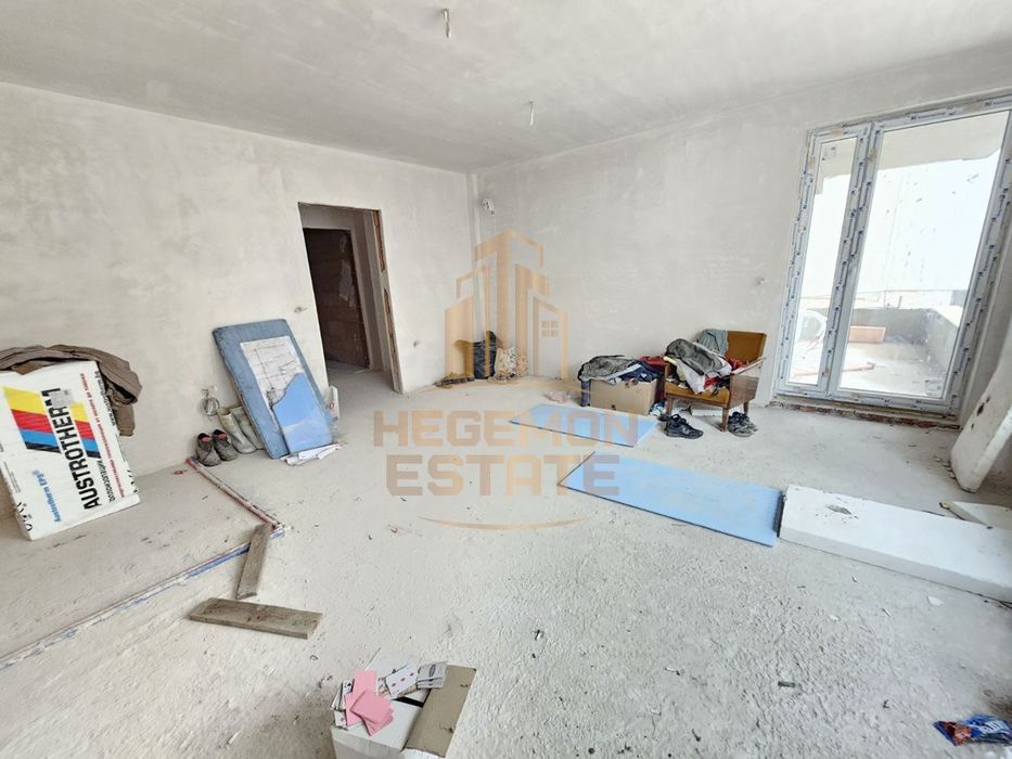 Продава се Тристаен апартамент в Варна, Левски - 102 кв.м за 1726 €/кв.м - Снимка #2