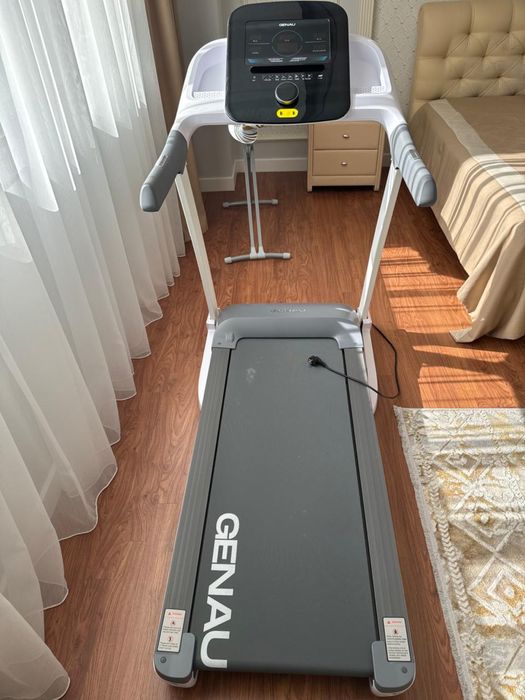 Продам беговую дорожку в отличном состоянии