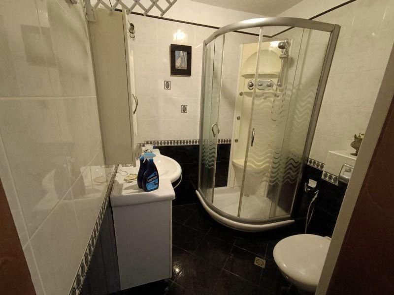 Дава се под наем Едностаен апартамент в София, Център - 50 кв.м за 550 € - Снимка #6