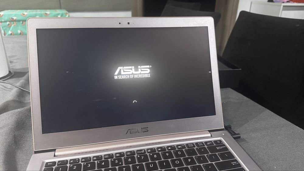 Laptop Asus ZenBook