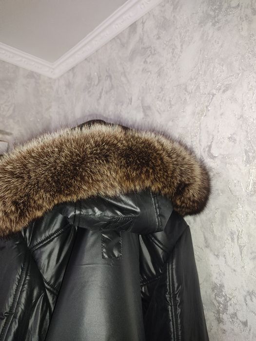 Классная красивая куртка.