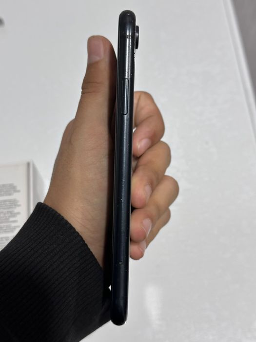 Iphone XR 64 GB, аккум 76%