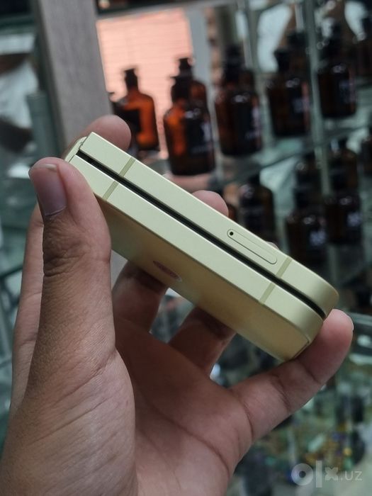 Samsung Z Flip 6
