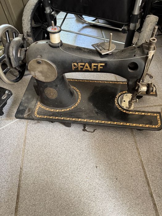 Masina de cusut PFAFF