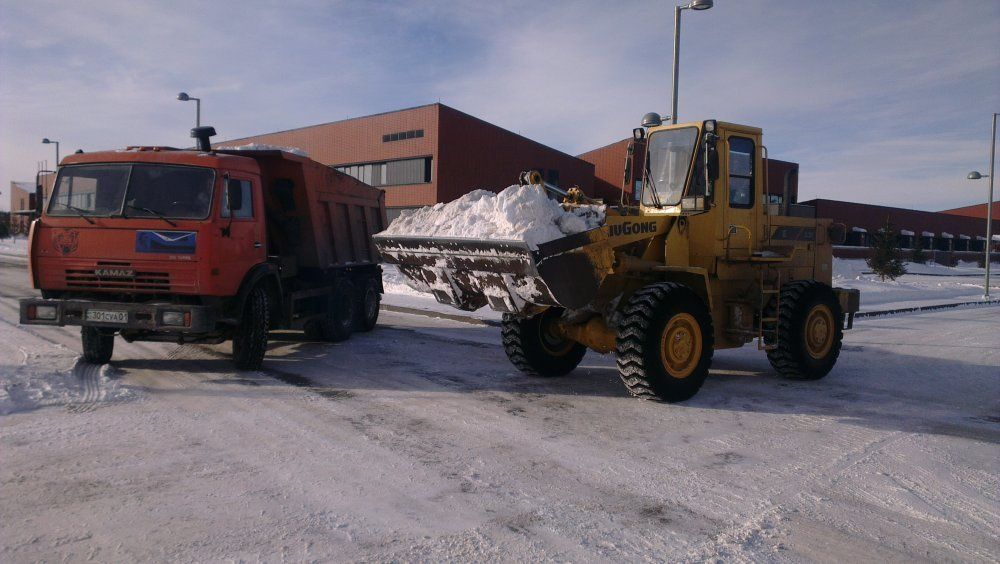 Чистка и вывоз снега