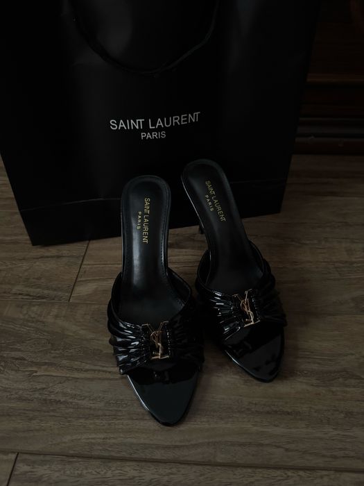 Мюли новые Yves Saint Laurent