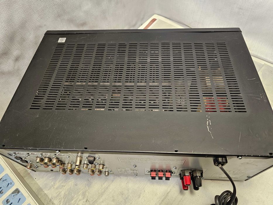 Sony str-dh500 cu hdmi 8-16ohm 230W consum reciver