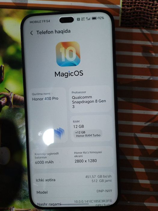Honor 400 pro 12/512 qora mativiy
