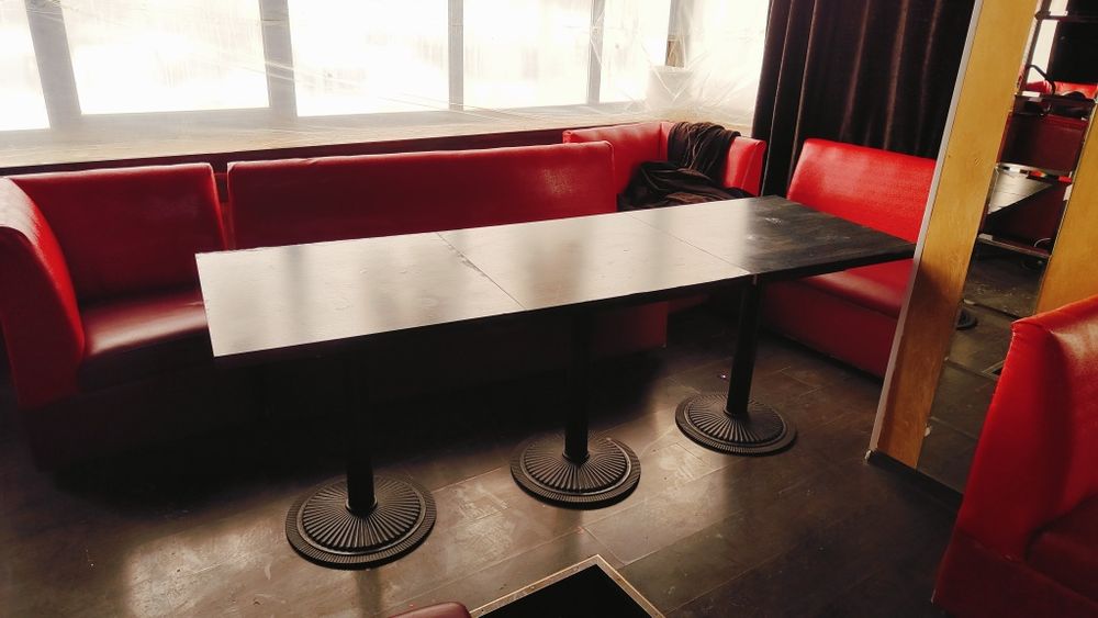 Диваны для кафе баров ресторанов. СРОЧНО !
