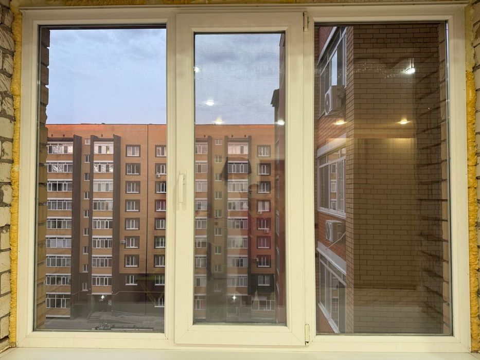 Продам пластиковое окно