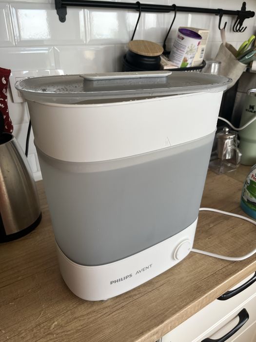 Стерилизатор Philips Avent подарък сушилник за шишета