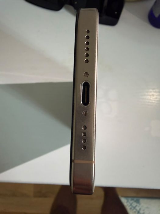 Продам 16pro max 512 gb