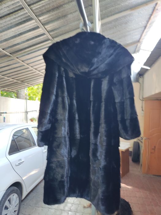 Продам норковую шубу