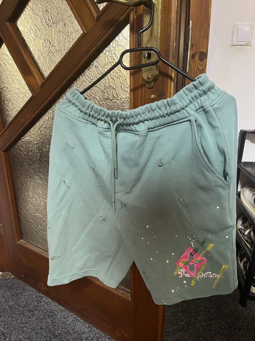Vand comnpleu LV de vara barbati