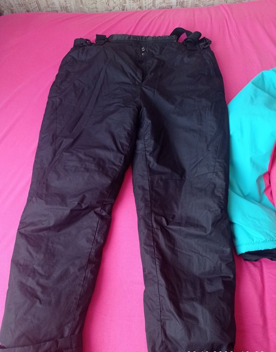 Продам срочно лыжный костюм