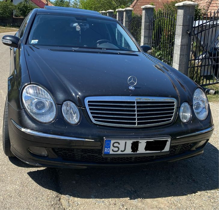 MERCEDES-BENZ E-Class
