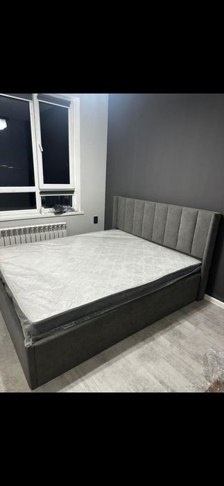 Кровать двуспальная