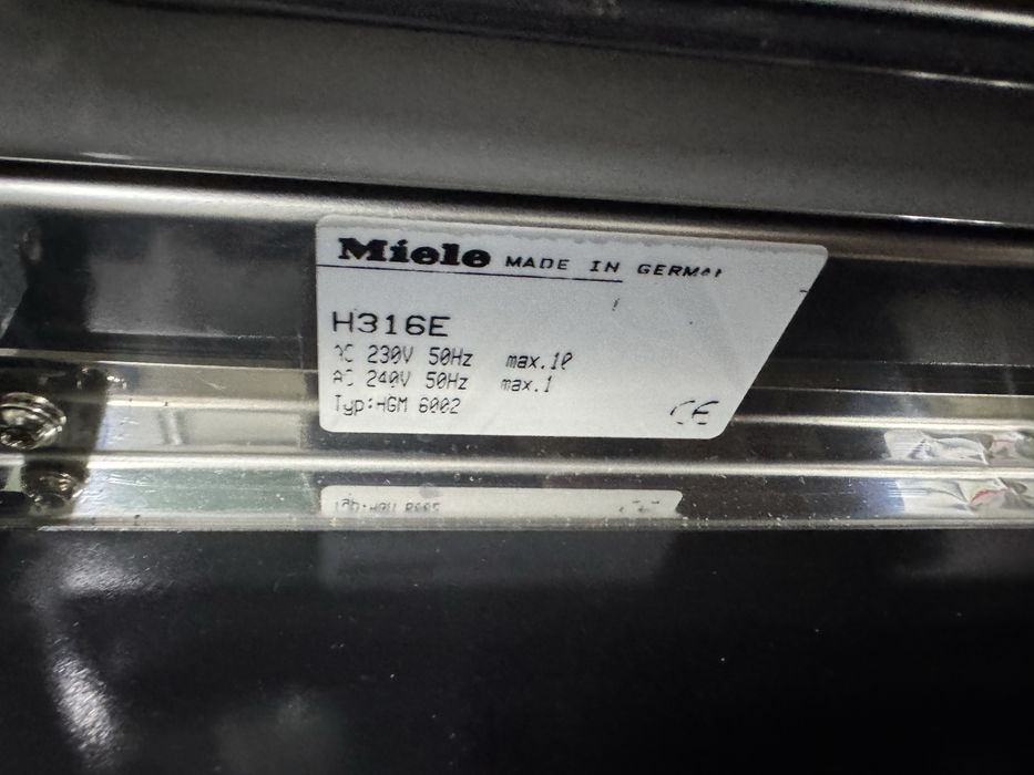Miele Фурна за вграждане с керамични котлони Germany Гаранция