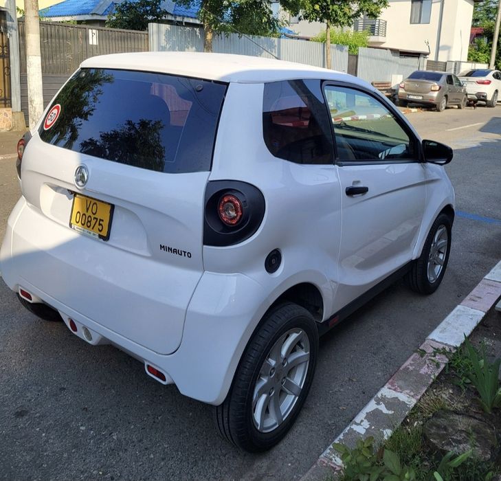Aixam minauto 2021 mașină de 16 ani