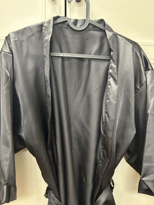 Halat nou negru satinat