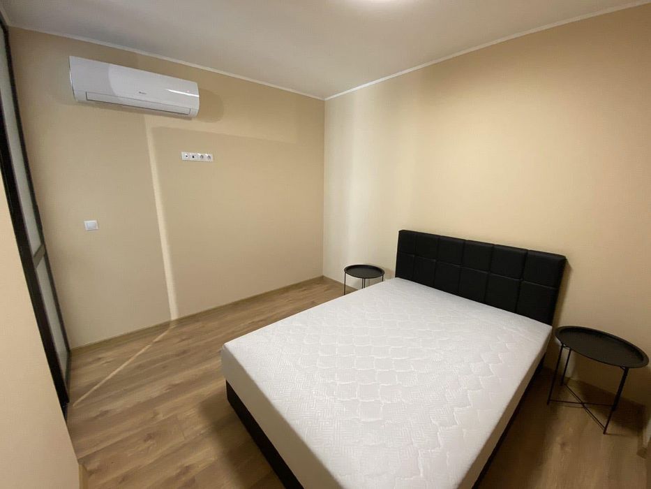 Дава се под наем Тристаен апартамент в Варна, Бриз - 95 кв.м за 1100 € - Снимка #7