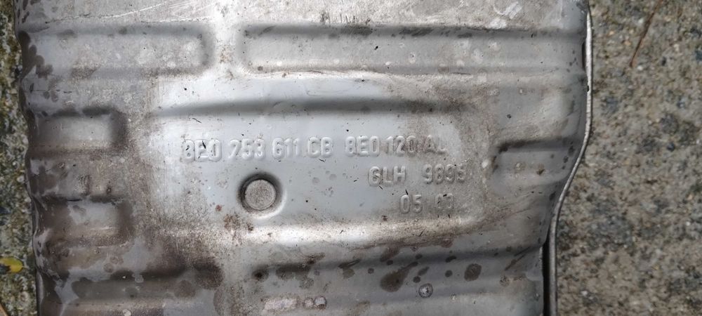 Vând eșapament complet AUDI A4 diesel 2000