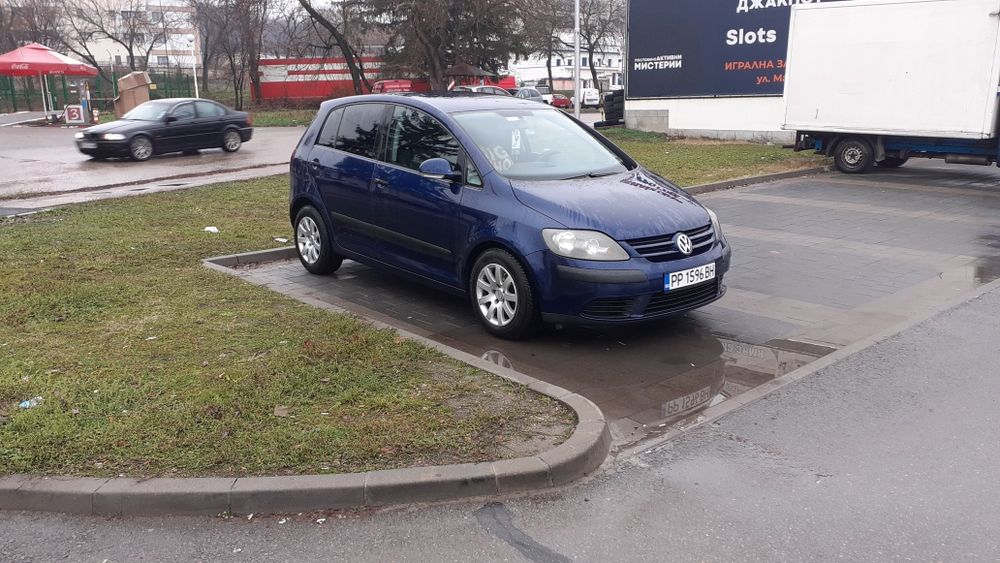 Фолсваген голф плюс