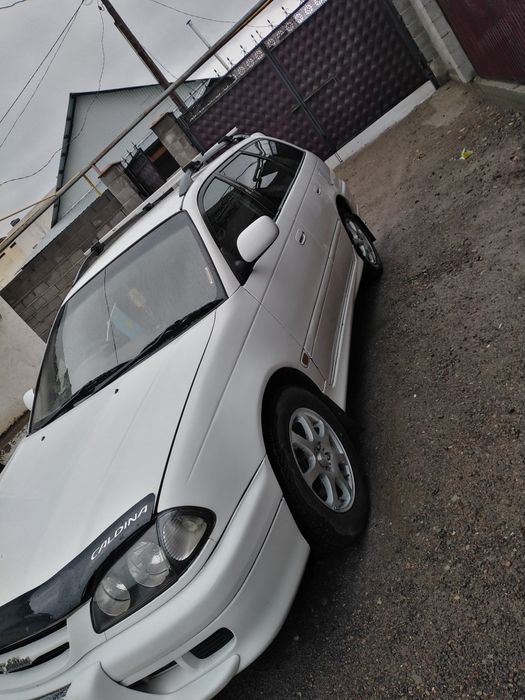 Машина продам. Тойота.