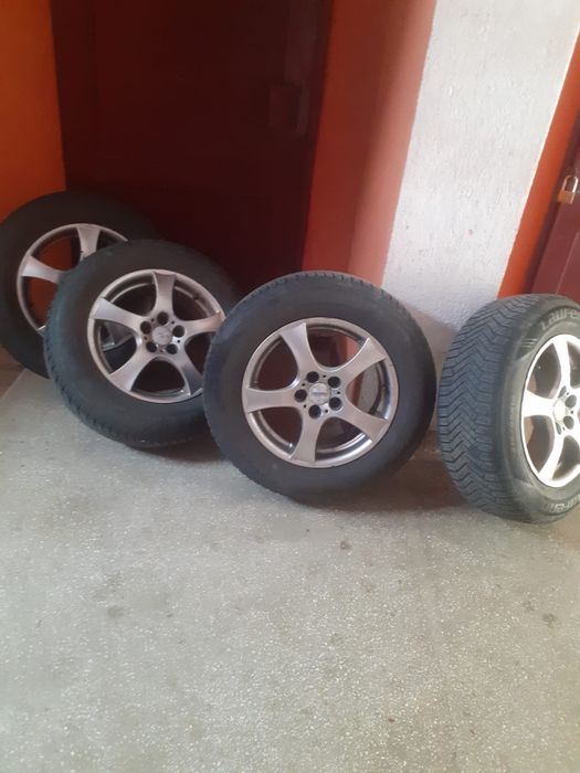 Jante cu anvelope 215 65 R16