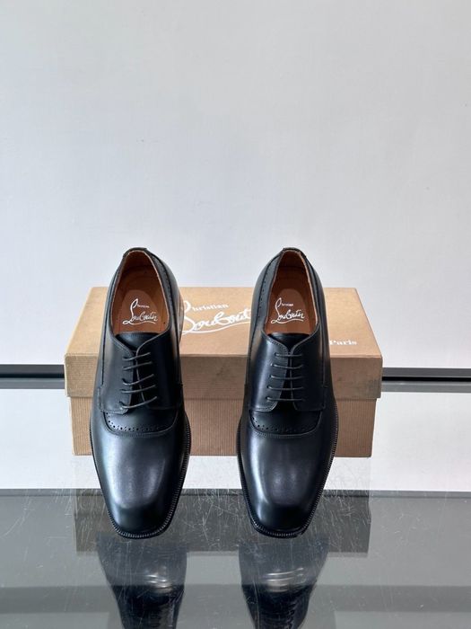 Pantofi Christian Louboutin , calitate premium , pe comanda , noi , 43