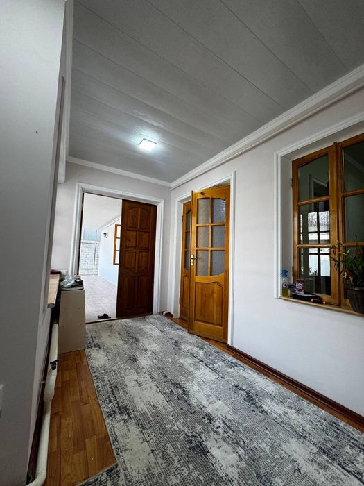 Срочно ховли сотилади.7сотих,нижный комсомольскийда