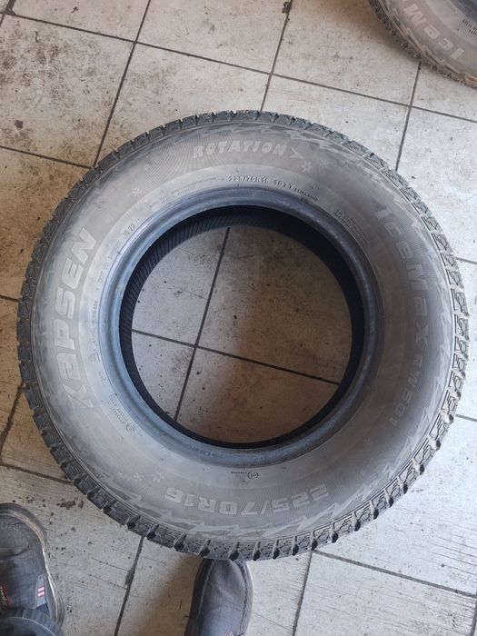 Продам  б/у шины