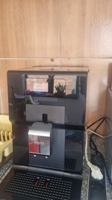 Expresor Krups Institution