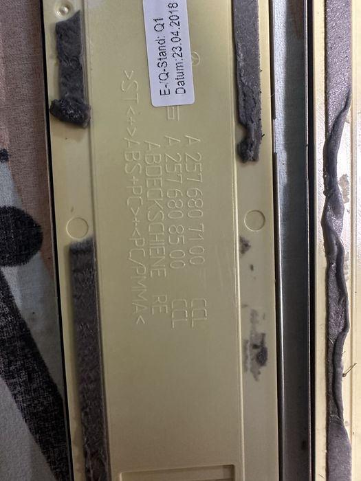 Оригинални светещи лайсни за Mercedes