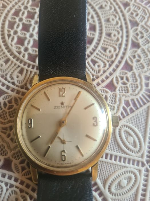 Vând ceas elvețian