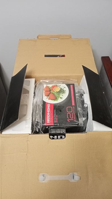 Мультиварка Redmond RMC-66