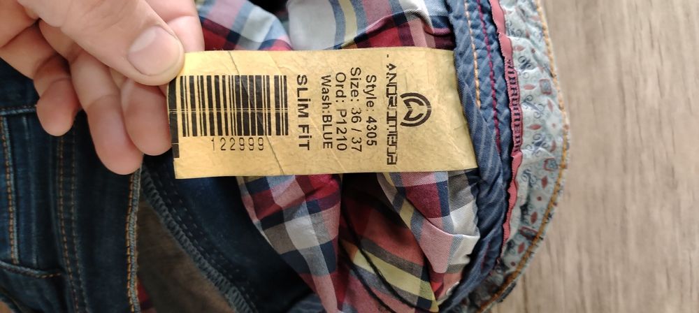 ANDROMEDA Jeans. Arginal