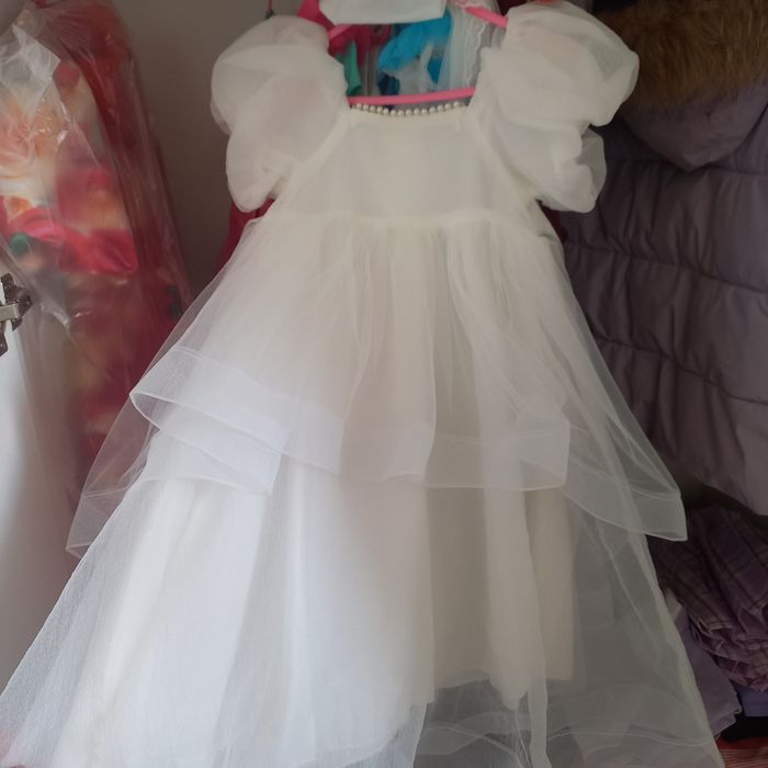 Продам платье для девочек