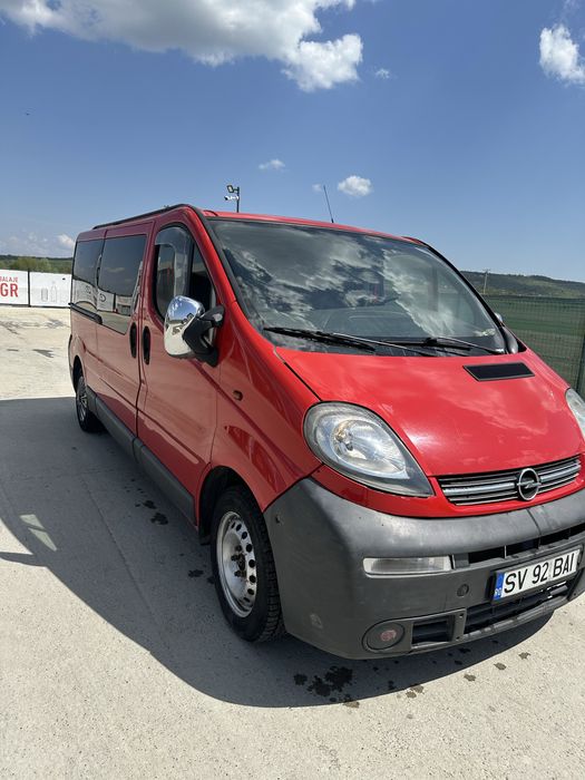 Opel vivaro 8+1