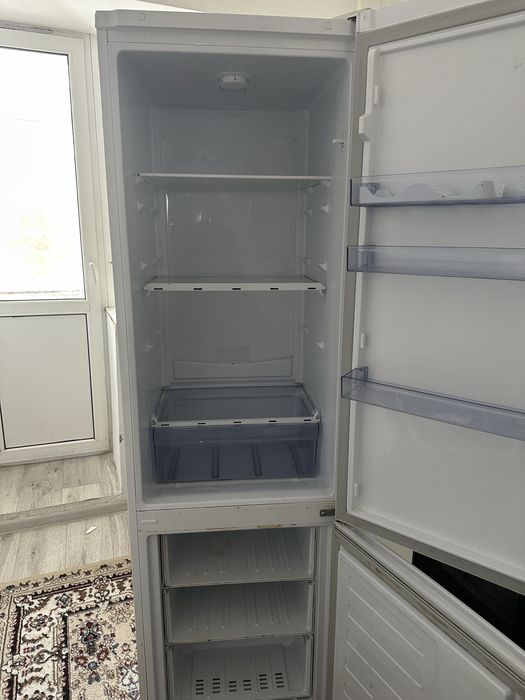 Холодильник б/у
