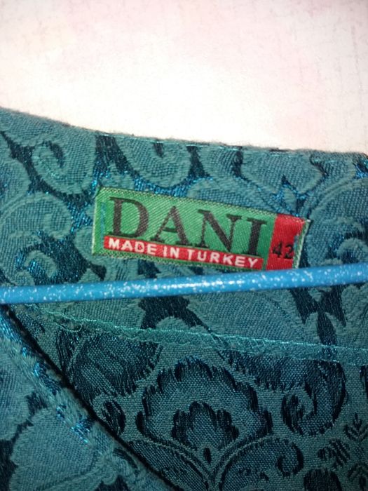 Продам.   Платье