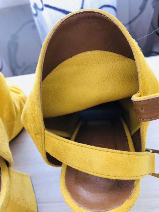 Жълти велурени обувки на ток Ingiliz 37