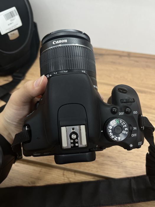 Продам фотоаппарат Canon EOS 600D