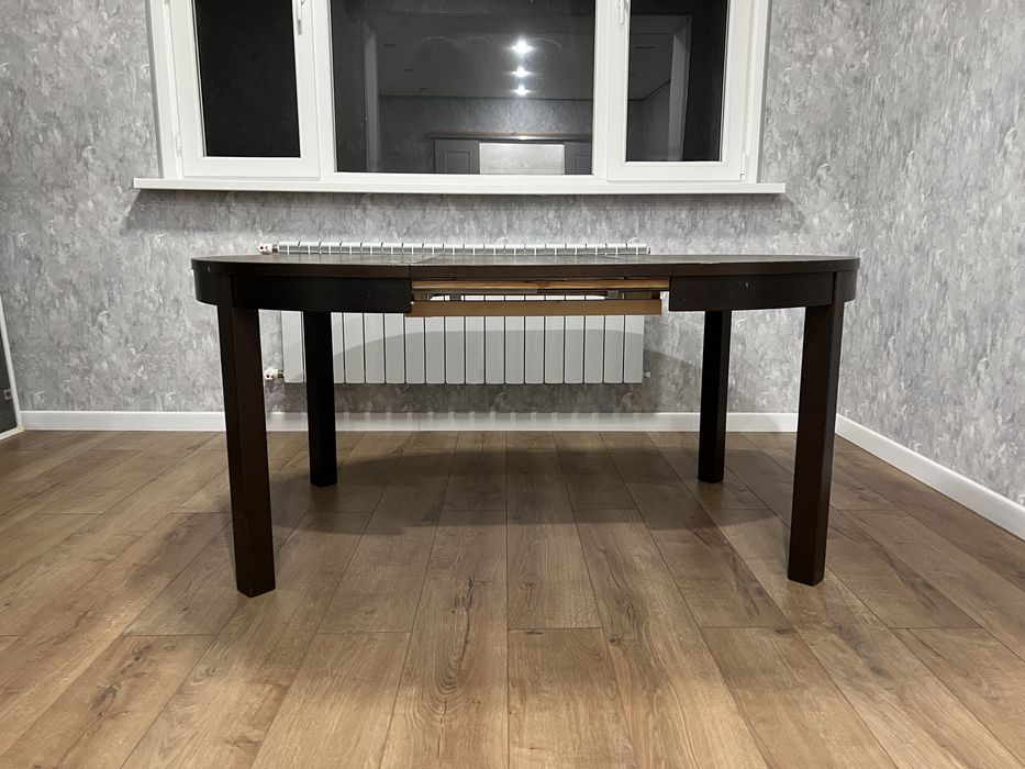 Деревянный стол Икея