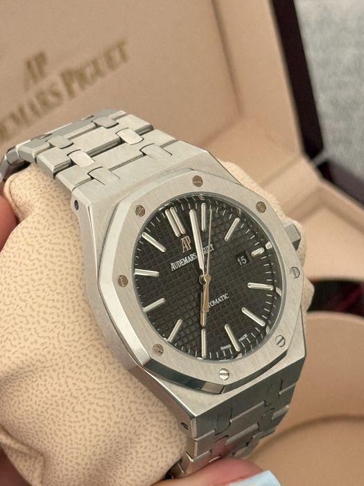 Audemars Piguet Royal Oak Selfwinding / Automatic със стоманена каса и гривна, черен “Grande Tapisserie” циферблат