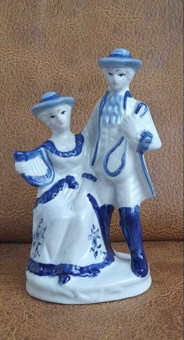 Големи колекционерски порцеланови фигурки