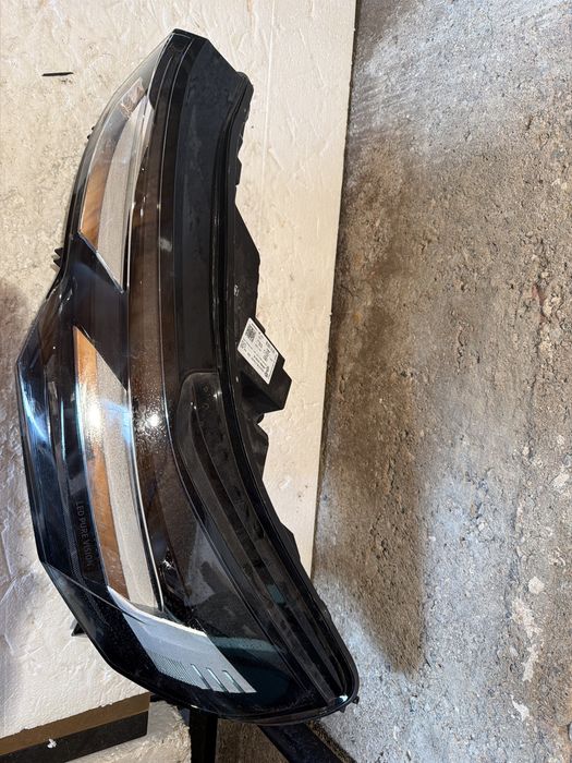 фар Renault Captur 24-